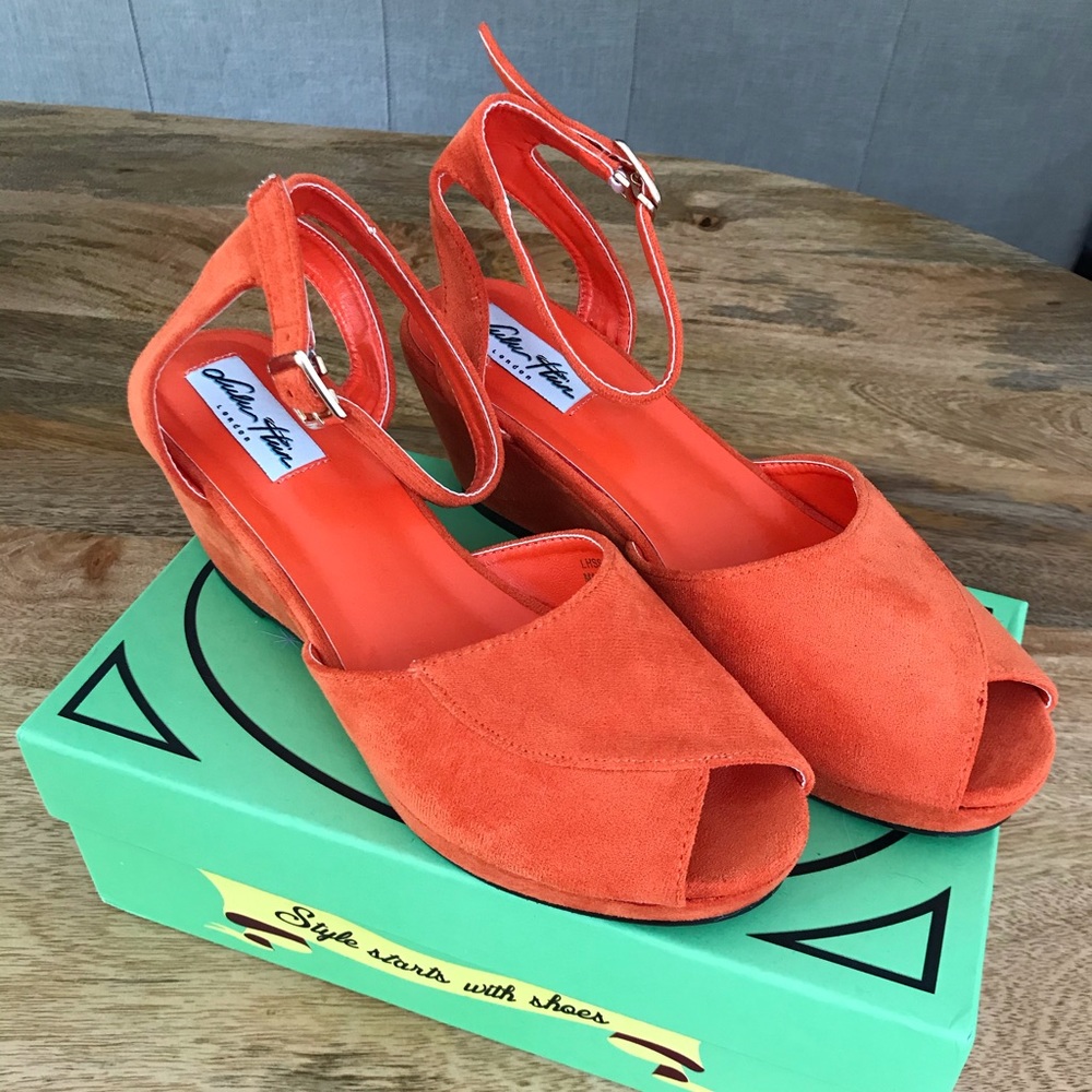 Lulu Hun Simona Orange Wedges Sz 8.5-9 NIB
